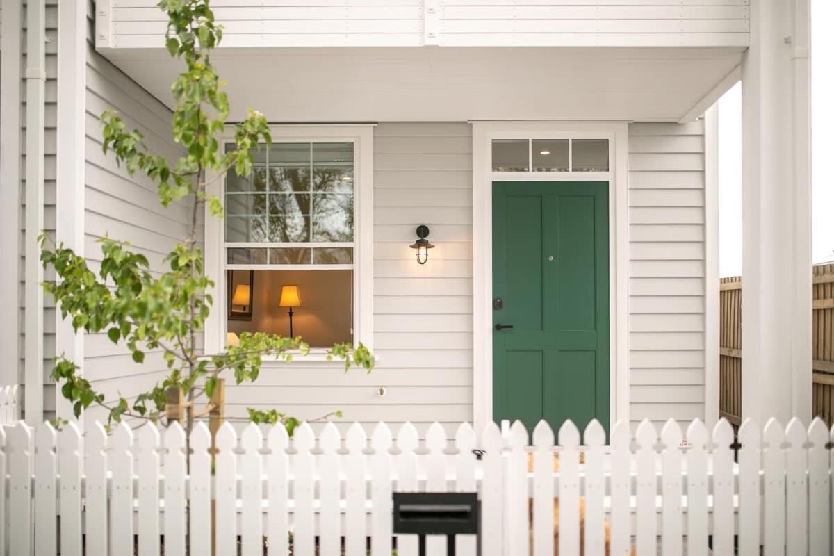 Parkside Heritage Retreat 3-Bedroom Terrace Charm 基督城 外观 照片