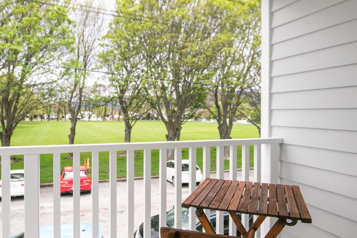 Parkside Heritage Retreat 3-Bedroom Terrace Charm 基督城 外观 照片